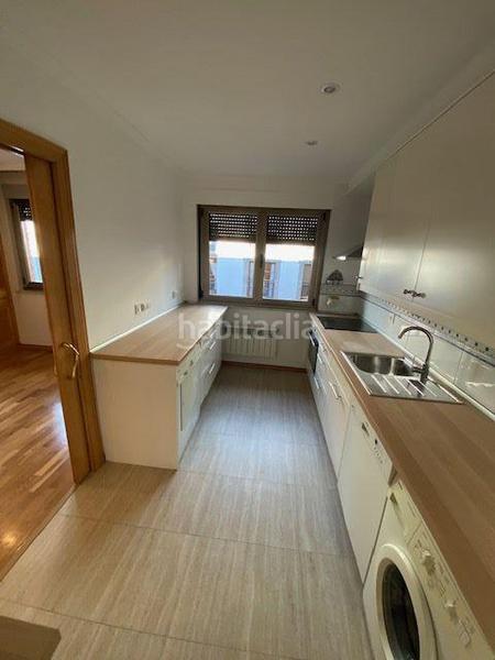 Foto e6abcd0f-ab9a-48bc-9f99-2500c93aa6e7. Rent flat with parking in Salesas - Foncalada - Campoamor Oviedo