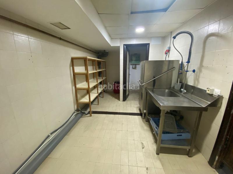 Foto aa3f7415-0149-4e93-8904-912de276730d. Alquiler local comercial local com. en alquiler en centro. en Oviedo