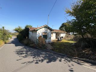 Maison à Viella-Granda-Meres. Unifamiliar en venta en colloto, 3 dormitorios.
