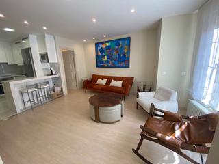 Location Appartement à Salesas - Foncalada - Campoamor. Piso en alquiler en centro, 3 dormitorios.