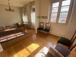Pis a Fontán. Piso en venta en centro, 3 dormitorios.