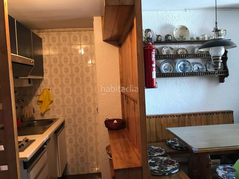 Foto d75feff8-e998-40f6-8363-d563036a819c. Pis amb calefacció aparcament a Lena