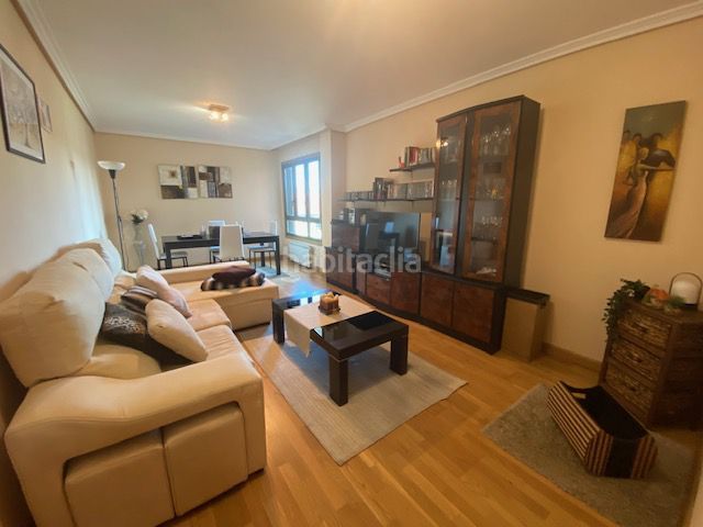 Foto 192e20a8-406e-4e02-87ba-7fe0440c3b02. Pis amb calefacció aparcament a Huca - La Cadellada Oviedo