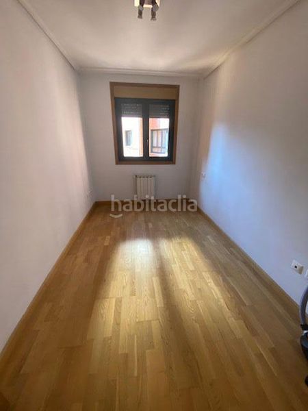 Foto 2d9e4c77-7f21-4f8f-baad-86e6d22987ce. Pis amb calefacció aparcament a Huca - La Cadellada Oviedo