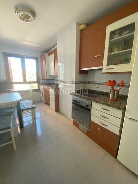 Foto 5b1e99c2-0786-43f6-9eae-14c121c0ccc6. Pis amb calefacció aparcament a Huca - La Cadellada Oviedo