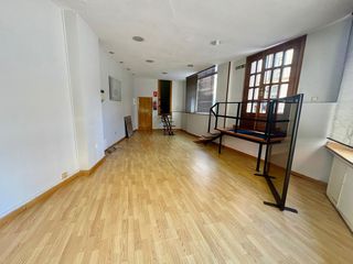 Business premise in Parque San Francisco - Uría