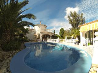 Chalet in La Pedrera-Vessanes