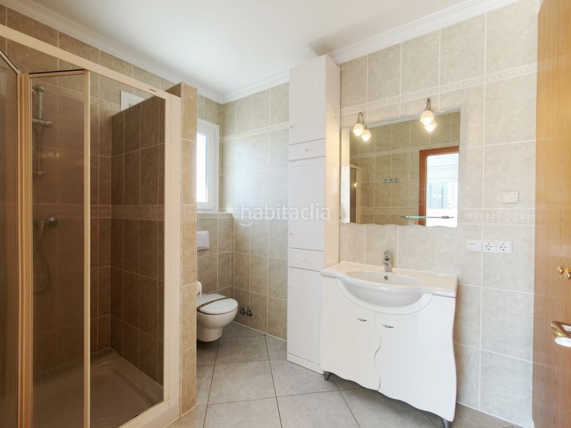 Foto 2c8313d4-bd97-49a9-8888-960cfdd6ec2a. Chalet con riscaldamento parcheggio piscina in Carrió - La Merced - Los Pinos Calp