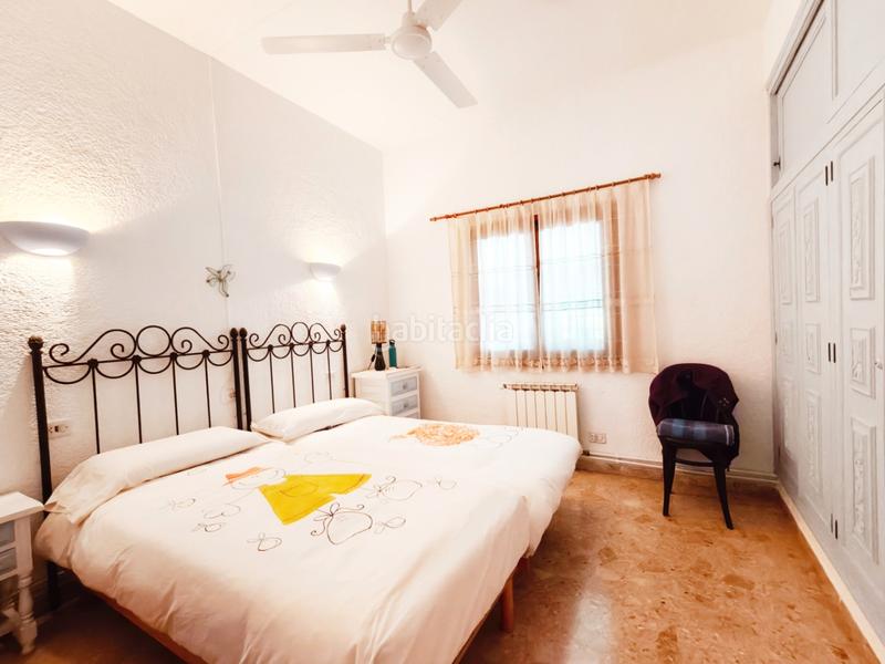 Foto 49a00835-5ddd-4514-90b2-b20f5bff41c5. Chalet mit heizung parking pool in Centro Ciudad Xàbia