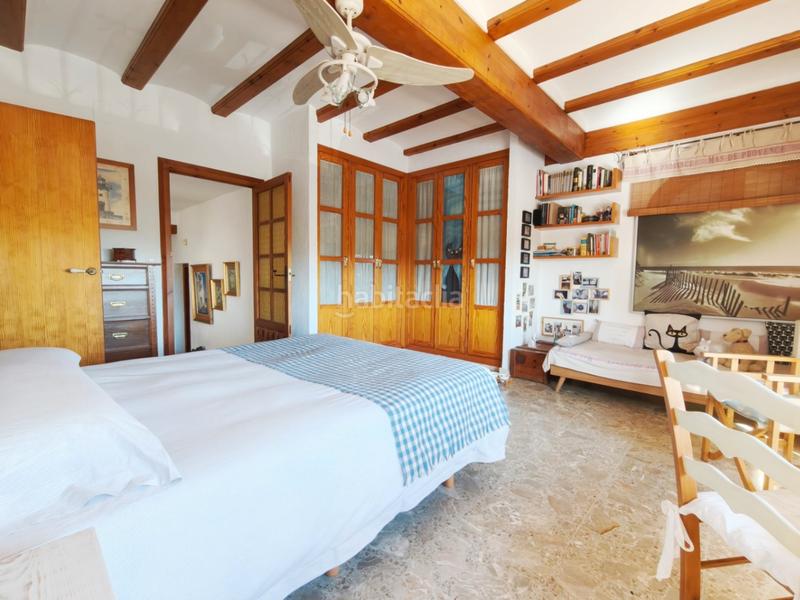 Foto 689b064f-20d8-45bd-b9fe-9eae9e7a7bb2. Chalet avec chauffage parking piscine dans Centro Ciudad Xàbia