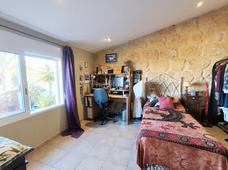 Foto 7762b0b8-ef18-4096-8ed1-4a120a6356bc. Chalet avec chauffage parking piscine dans Centro Ciudad Xàbia