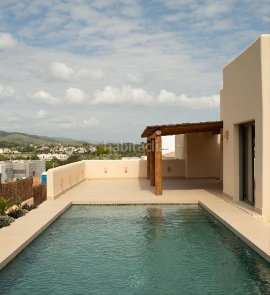 Foto 0ce73166-4fbc-4297-aa4a-21d51c129c8c. Chalet dans Centro Ciudad Xàbia