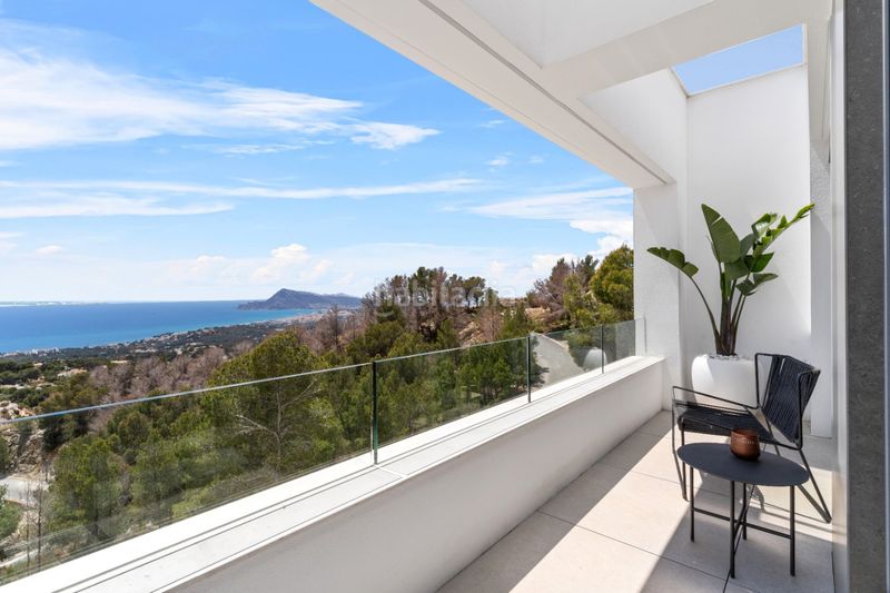 Foto ade35bb3-878d-4993-a713-c4b4ffc470c9. Chalet en Altea ciudad Altea