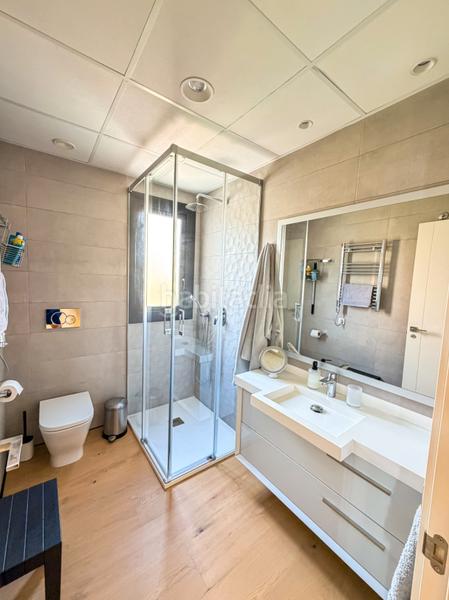 Foto de4acabb-76ad-43b7-a0d2-cb1511c79e77. Apartament amb calefacció aparcament piscina a Levante Alto Benidorm