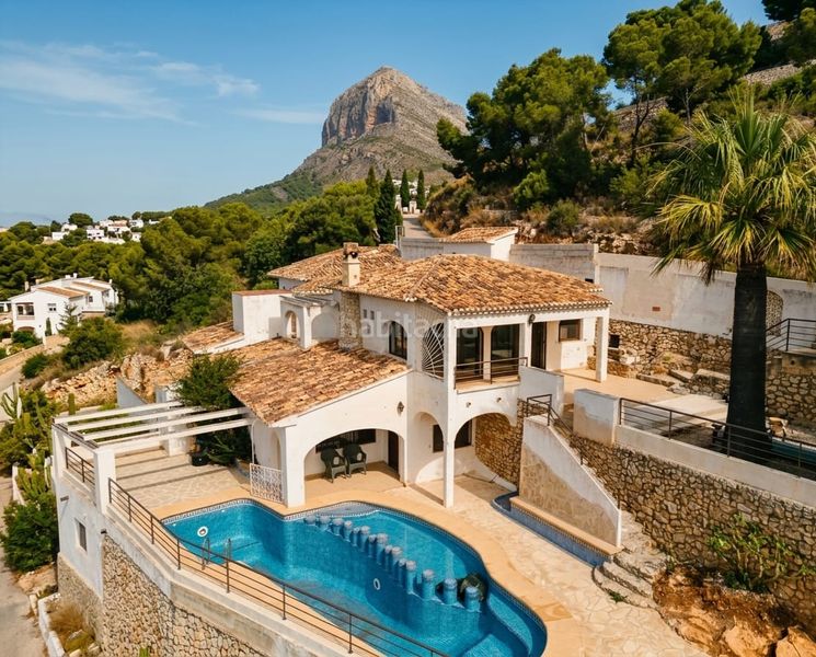 Foto a9c764c0-14d8-4c6a-aa6e-2bd8b646c67e. Xalet amb calefacció piscina a Centro Ciudad Xàbia