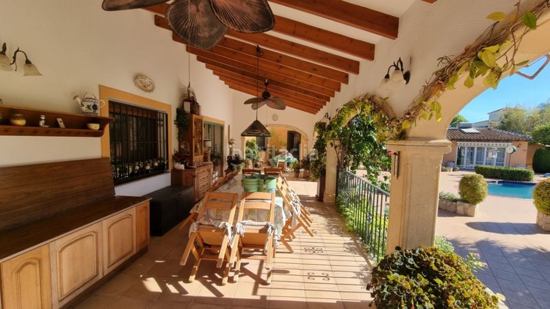 Foto 00dfd2d3-7f22-4743-a3bc-2c71f20582e2. Chalet en Centro Pedreguer