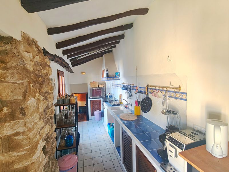 Foto a03a0963-0be8-4a5c-a1bd-4d9ddd1b58e9. Edificio en Vall de Gallinera (La)