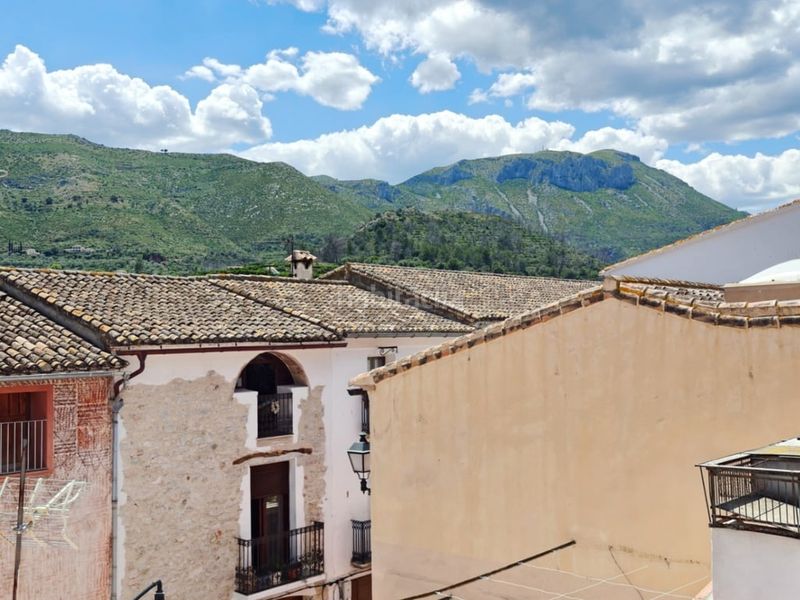 Foto 180ece87-e740-46b8-9b03-a4621a63bbdb. Casa amb piscina a Atzúbia (L´)