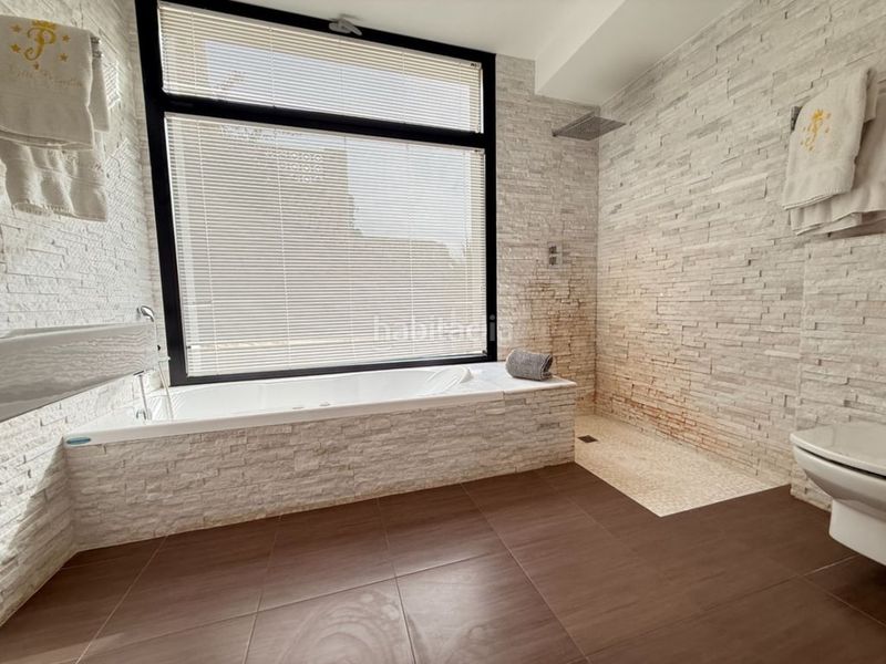 Foto d47c11ca-a5eb-4de1-80b4-c84d1e01edc1. Casa amb piscina a Centro Ciudad Xàbia