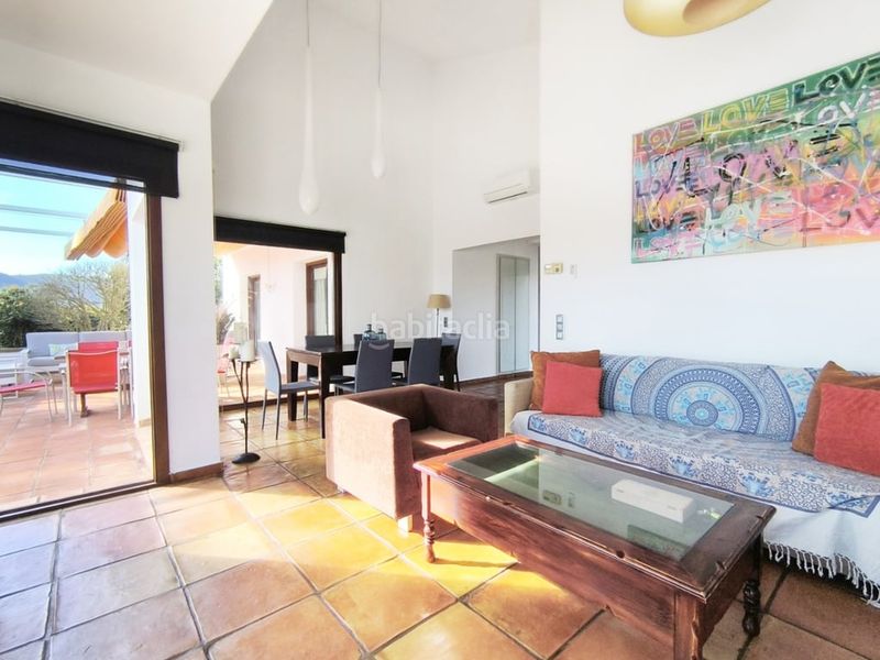 Foto f19751ea-f92e-4058-9f4b-ea4b03dc268f. Casa amb piscina a Ondara