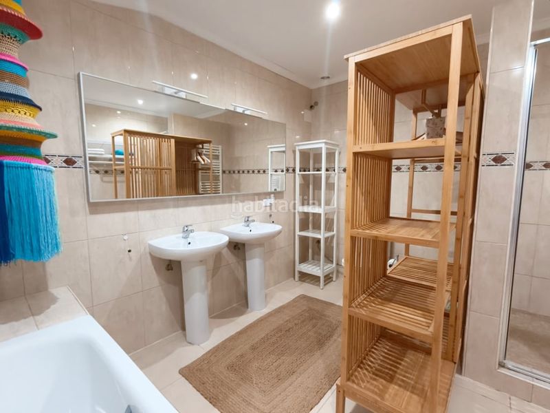 Foto 26f8f659-d083-4e39-a3a3-f9fe9d3d7369. Casa amb aparcament piscina a Castell de Castells