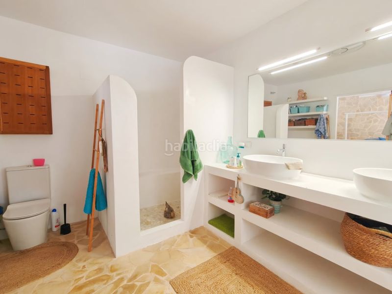 Foto 597b557a-cf2f-4798-9d06-a38d6342e0de. Casa amb aparcament piscina a Castell de Castells