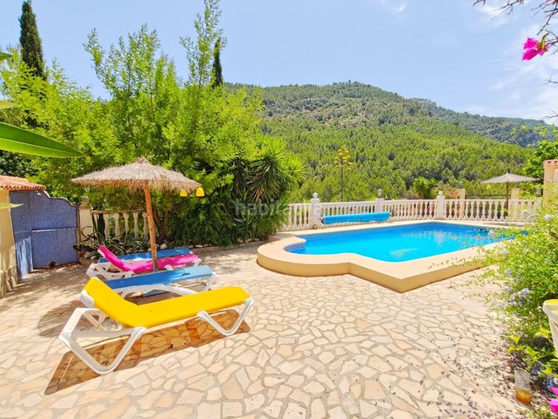 Foto c2c9e9ac-1337-4050-9e87-0a343a3ced77. Casa amb aparcament piscina a Castell de Castells