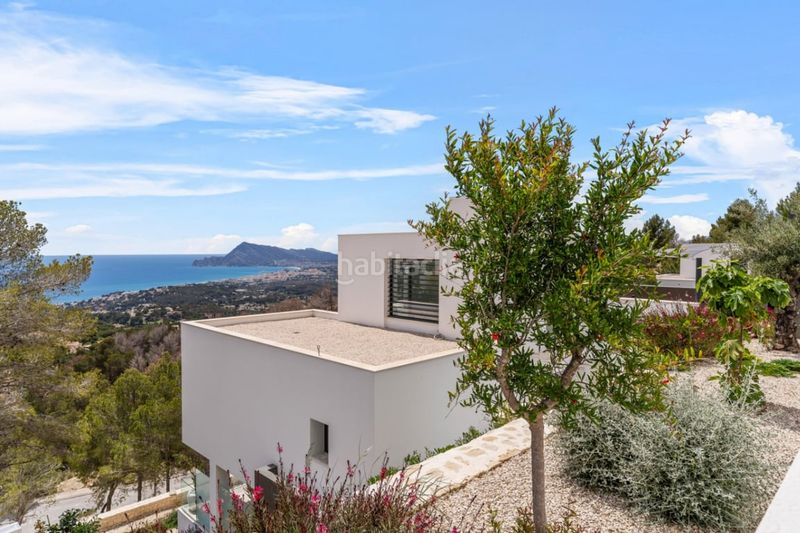 Foto 649c8fa3-05ca-424d-8474-2070ec3e573b. Casa amb piscina a Altea ciudad Altea