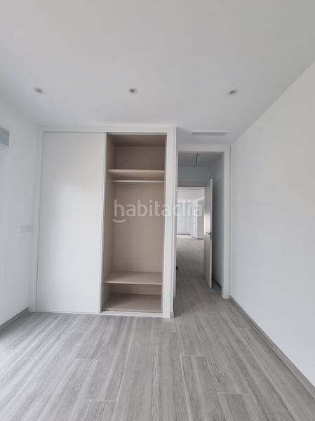 Foto 133b9780-df2e-4220-9579-48ff29947440. Casa amb piscina a Poblets (els)