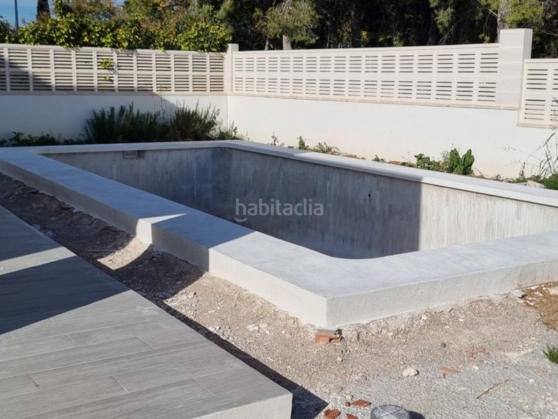 Foto 299af1df-b265-4cfc-95bb-f1d6fab2aeaa. Casa amb piscina a Poblets (els)