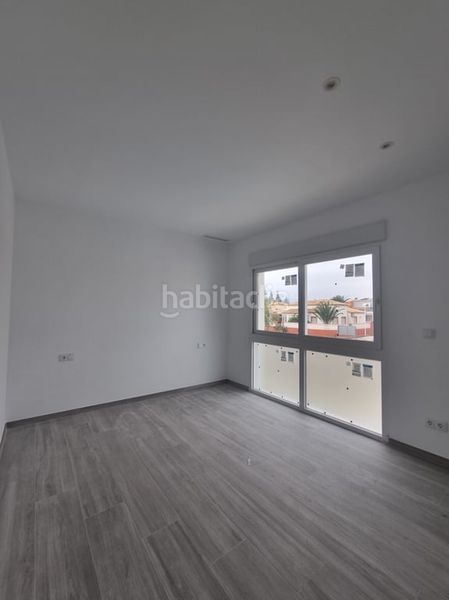 Foto 4b9b1112-4f67-4b25-ac4b-d67670257891. Casa amb piscina a Poblets (els)