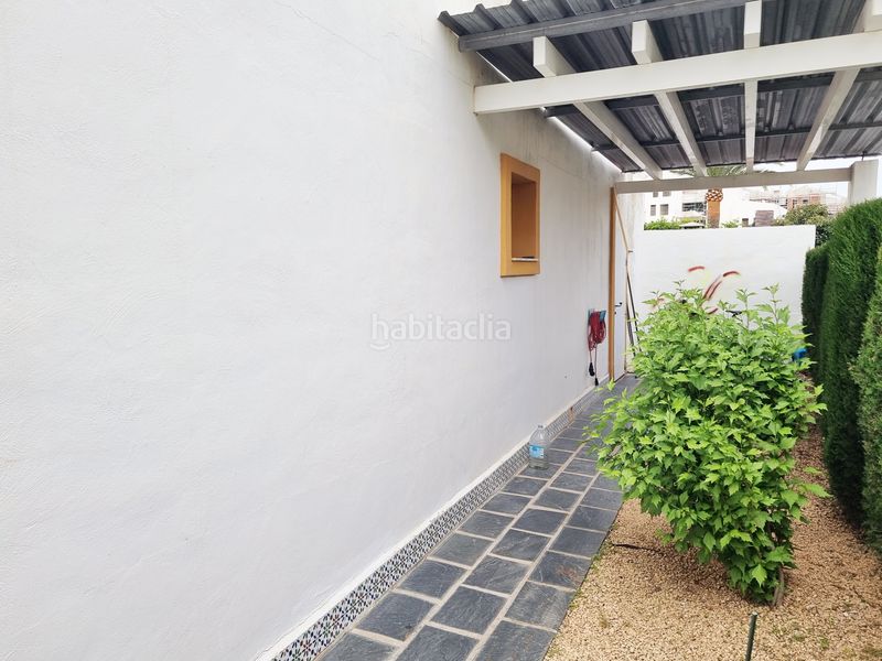Foto 7cc6c469-ac34-48fe-adcb-eca29719f225. Haus in avenida botticari pol 14 / 2 7 in Sol Madrid