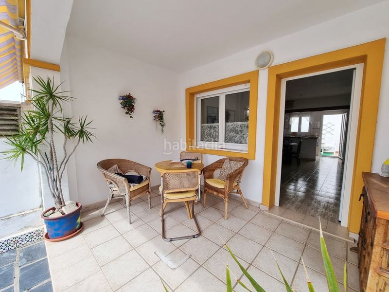 Foto e06f656b-c6ab-41c2-94df-2e08095a613c. Casa aparellada a Verger (el)