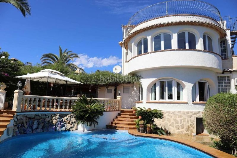 Foto 9fdfe3ce-cbbd-4b5a-91e1-7fa136a13526. Casa amb piscina a Centro Ciudad Xàbia