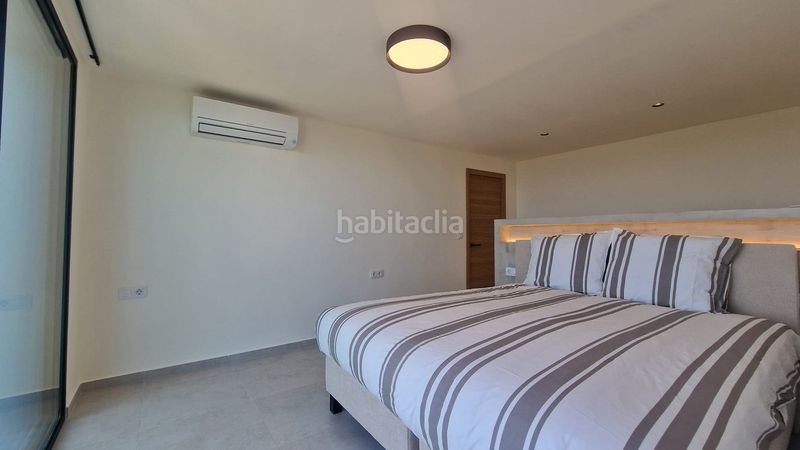 Foto bf9ef222-20cc-43b8-8e7b-e428d912230f. Casa amb piscina a La Granadella - Costa Nova Xàbia