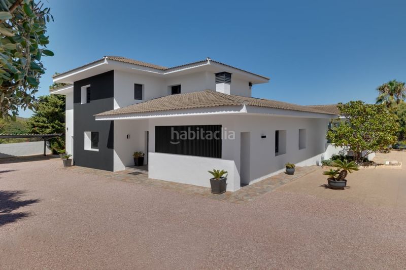Foto e0981aaf-5ac2-415a-a28e-556044dd0596. Casa amb aparcament piscina a Pueblo Calp