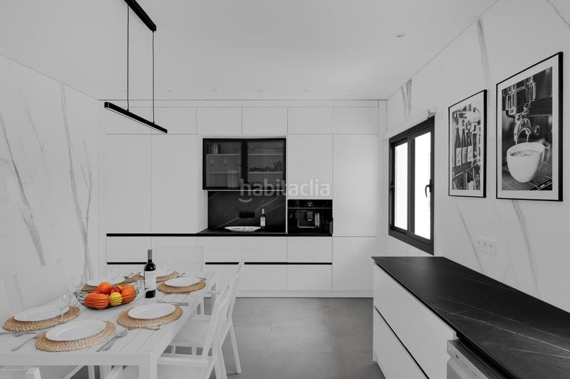 Foto f220bc09-dae4-48f9-b6e6-e4dabf3ce9a7. Casa amb aparcament piscina a Pueblo Calp