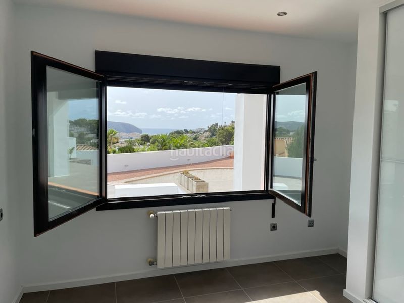 Foto 8ad88b6f-e4a0-4f7d-bfdf-8181656322de. Casa amb piscina a Casco Urbano Moraira