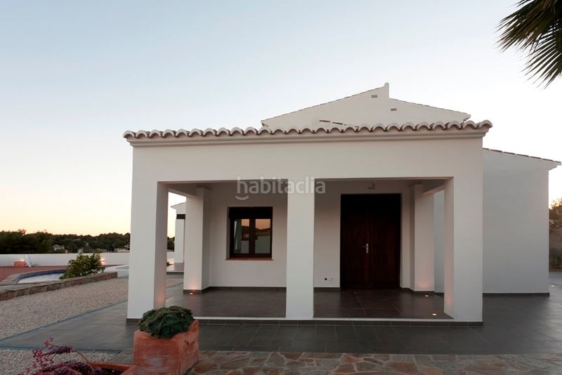 Foto ec093200-4db8-4453-8af4-fc6b34ffb7ab. Casa amb piscina a Casco Urbano Moraira