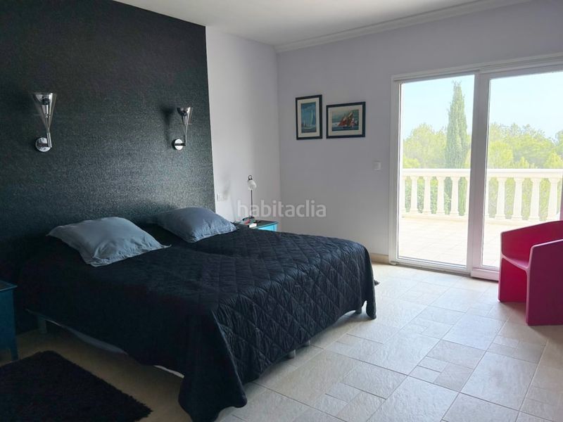 Foto 316f3f81-5ff0-4d02-8bf7-105d21c395a2. Casa amb piscina a Centro Urbano Dénia