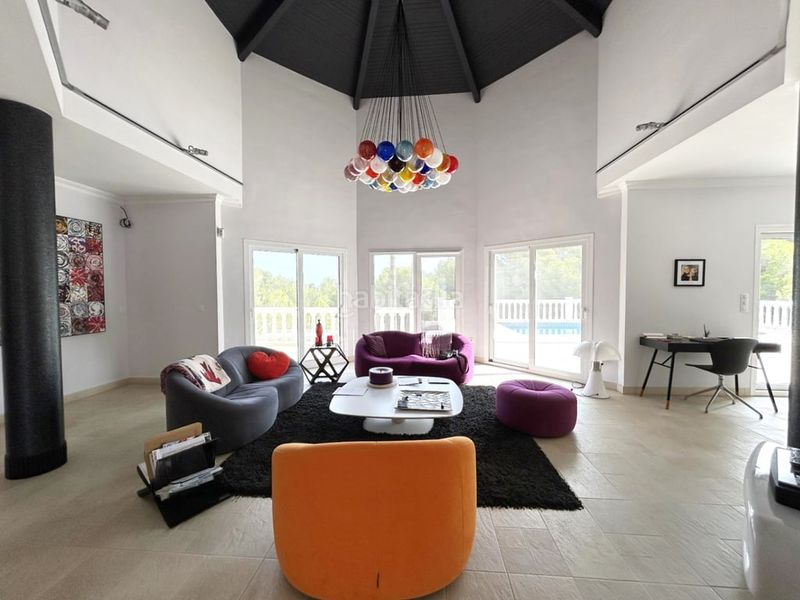 Foto ed78e13f-6e34-4fd7-8939-6b2ddf86be73. Casa amb piscina a Centro Urbano Dénia