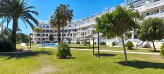 Flat  Les marinas. Ático dúplex frente al mar dénia 102m y orientación sur  constru