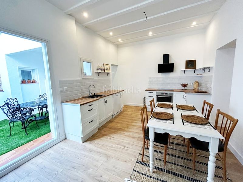 Foto b73a88c4-3edf-4096-9b82-b610f090eb1e. Casa amb piscina a Beniarbeig