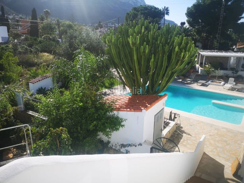 Foto a7af9997-ae17-4589-8e18-515ca0d2d26f. Casa amb piscina a Centro Urbano Dénia