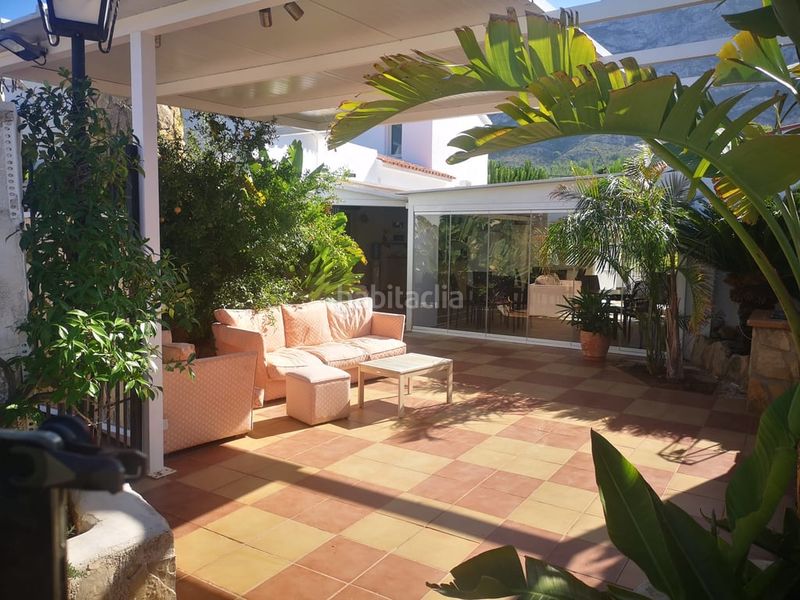 Foto f1b2dbfc-5445-42e7-9006-22d810883a33. Casa amb piscina a Centro Urbano Dénia