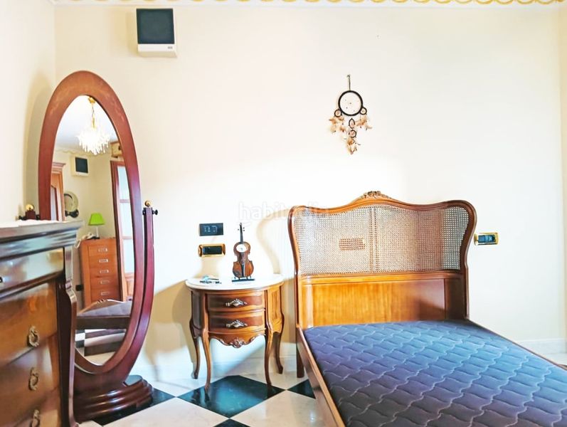Foto bec50b34-516a-483c-8972-7a9c4fcd1400. Casa  a la venta en Oliva pueblo Oliva