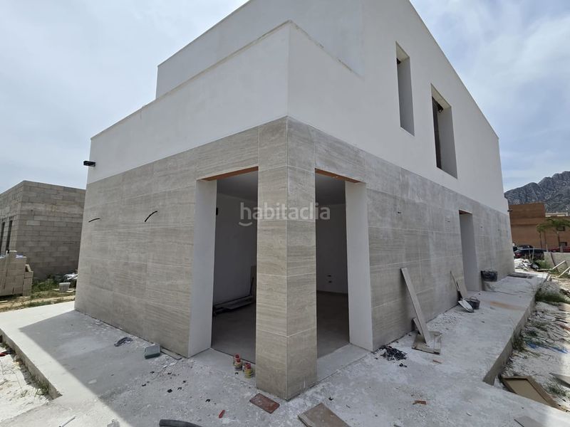 Foto d7a5cffe-f587-4bfb-adc3-9e3f49263135. Casa con piscina in Poblets (els)
