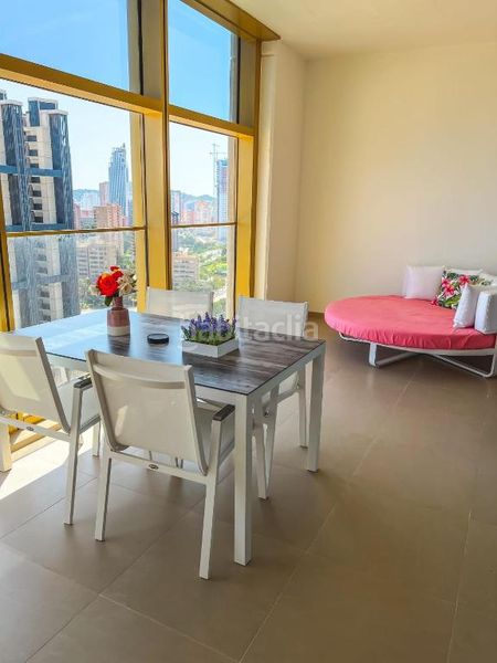 Foto 14001896-bd73-4ead-b163-22c88f6bf3bb. Apartament amb aparcament piscina a Levante Alto Benidorm