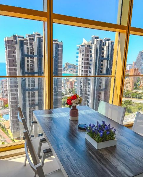 Foto 68084fb8-6a11-446e-a68b-c91bc3f7b529. Apartament amb aparcament piscina a Levante Alto Benidorm