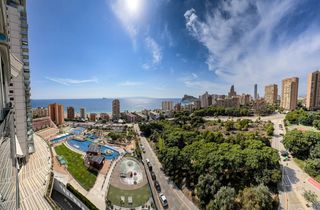 Apartment in Levante Alto. Lujo nuevo en benidorm 3 dorm.2 baños en planta 9ª con vistas in